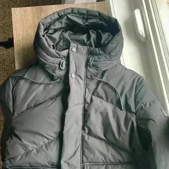 With flaw Andrew Marx Ingram Water Resistant Hooded Down Coat - Picture 4 of 7